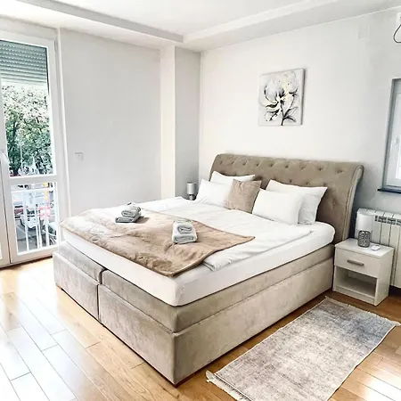 Apartment Delic Belgrad Exterior foto
